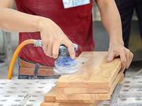 家具づくりに命を懸ける