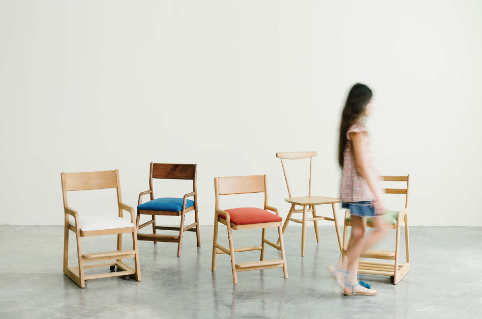 CHAIR（ チェアー ）